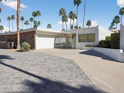  S Palm Canyon Dr