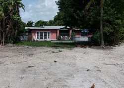  N Bayshore Dr