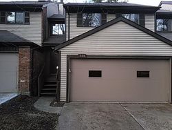 Centerbury Ct