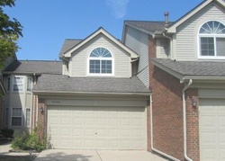  Hilltop Cir