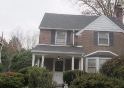  Surrey Ln