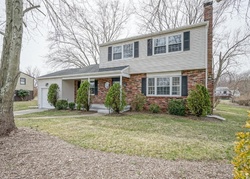  Lakeview Dr