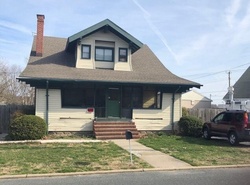  Maple Ave
