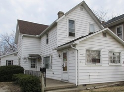  N Locust St