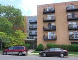  W Bryn Mawr Ave Apt 4