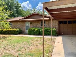  Crestridge Dr