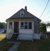  Edgemere Ave