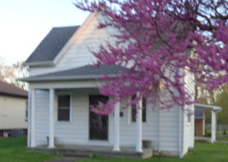  E Church St