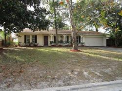  Red Oak Cir W