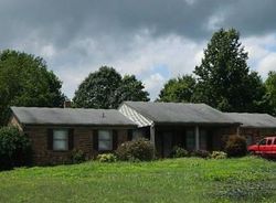  Whispering Pines Rd