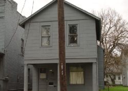  Chestnut St