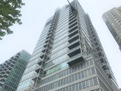  N Kingsbury St Apt 18