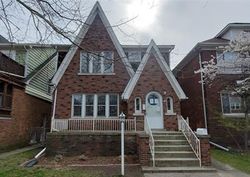  Beaconsfield Ave