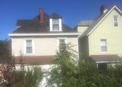  Center Ave