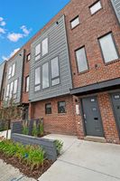  Trumbull St