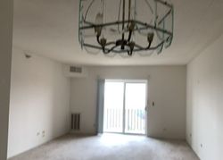  Bloomingdale Pl Apt 8