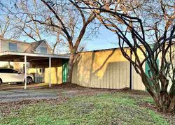  W Panola St