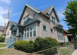  W Greenfield Ave