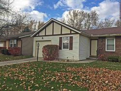  E Farnsworth Dr
