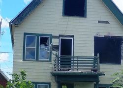  N Lindsay St