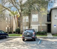  Summit Ridge Pl Apt 3