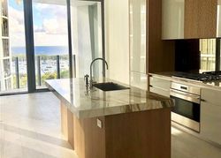  S Bayshore Dr Unit 10