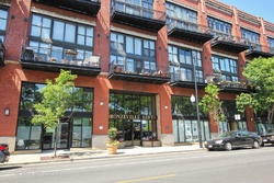  E 26th St Apt 208