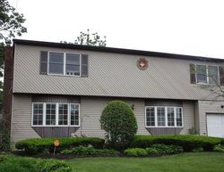  Lowell Ave
