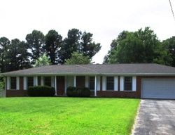  Colonial Dr