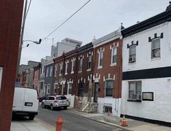  Earp St
