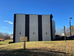 Foxfire Dr Apt 305