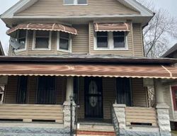  E 110th St