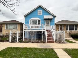  S Artesian Ave