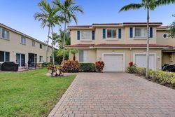  N Evergreen Cir