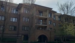  E Prairie Rd Apt 204b