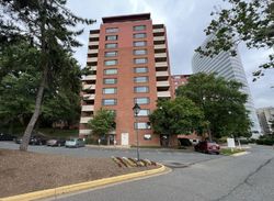  Arlington Blvd Apt 13