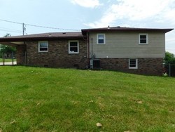  Hensley Hts