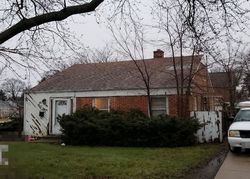  N Waukegan Rd