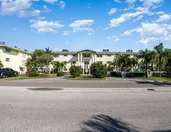  Columbia Dr Apt 315