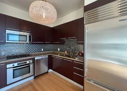  1st St Unit 3304
