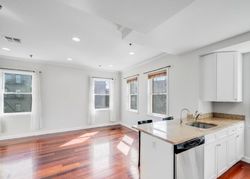  38th St Apt 1002