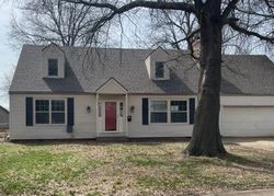 Pin Oak Cir, Pittsburg - KS