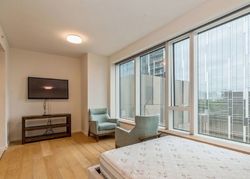  Francisco St Unit 907