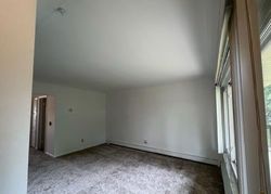  N Cass Lake Rd Apt 22