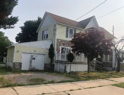  N West Blvd