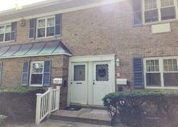  Glen Hollow Dr Unit 1