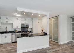  N Sheridan Rd Apt 808