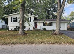  Meadowlane Dr
