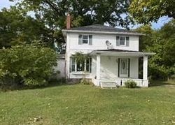  W Lake Rd