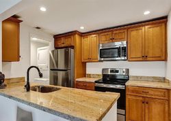  River Reach Dr Apt 20